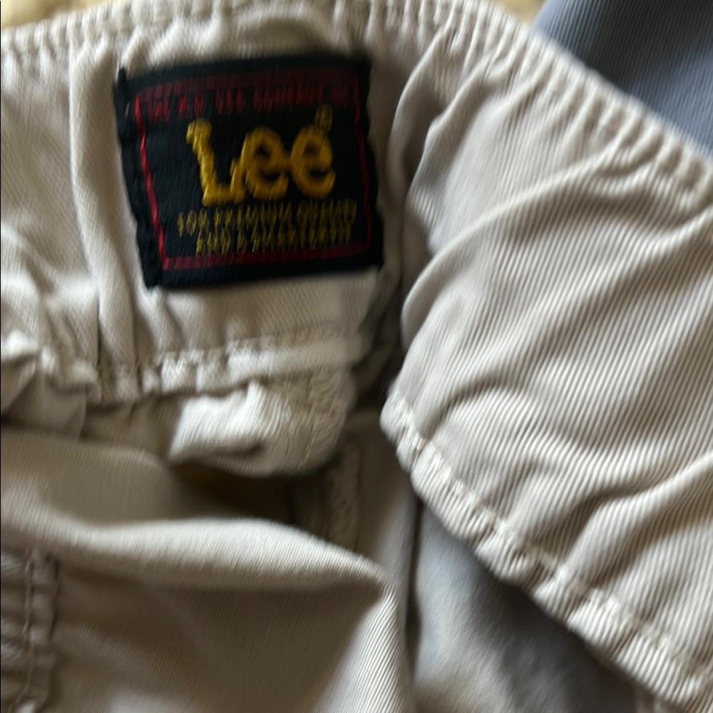 Lee Beige Casual shorts